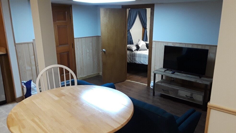 Building Photo - 622 Nickey Way