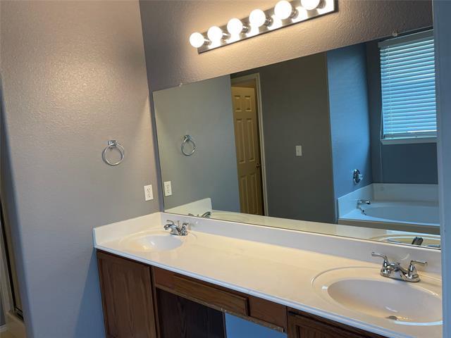 Building Photo - 241 Flatwood Dr