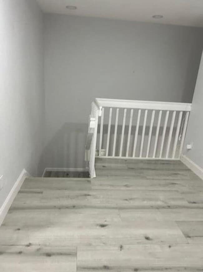 Building Photo - 1305 Lucaya Dr