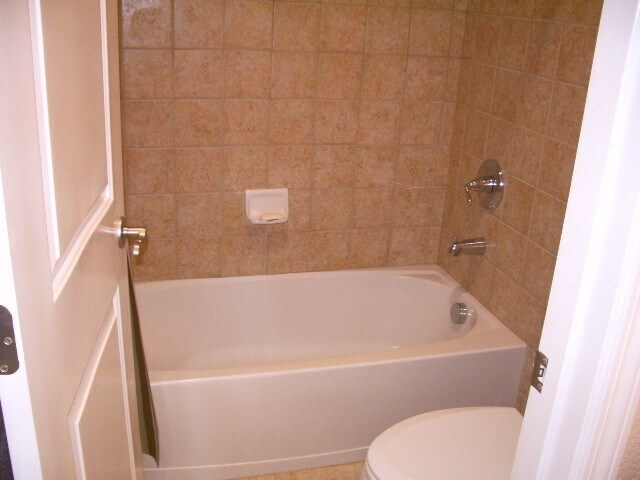 Building Photo - Discover Your Dream Home in Elk Grove!