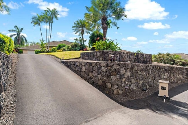 Building Photo - 75-5614-R Hienaloli Rd