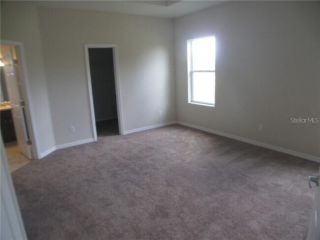 Building Photo - 3426 Barina St