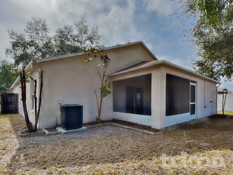 Building Photo - 24349 Rolling View Ct