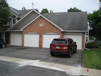 Building Photo - 329 Pembroke Ct