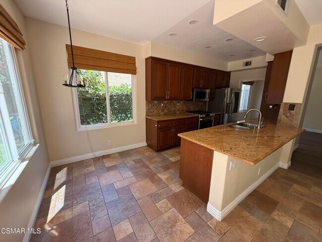 Building Photo - 4017 Havenridge Ct