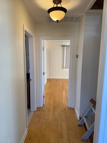 Building Photo - 284 Semton Blvd