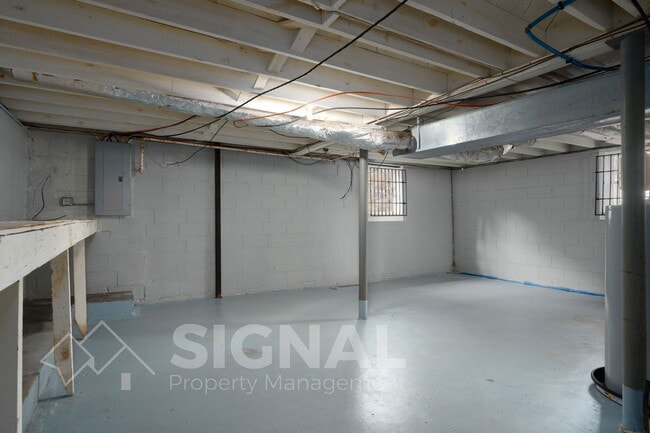 Building Photo - 416 Lance Ln