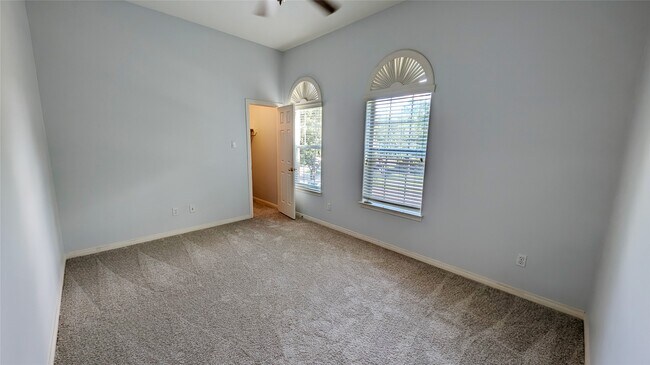 Building Photo - 16522 Pinon Vista Dr