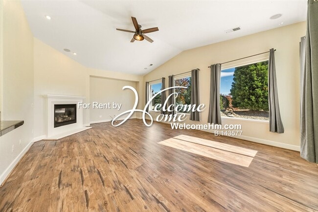 Building Photo - 15020 Redmond Lp