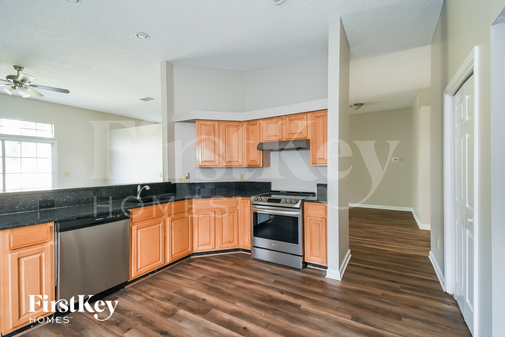 Building Photo - 4333 Pebble Brook Dr