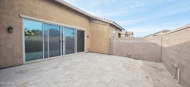 Building Photo - 401 E Torrey Pines Pl