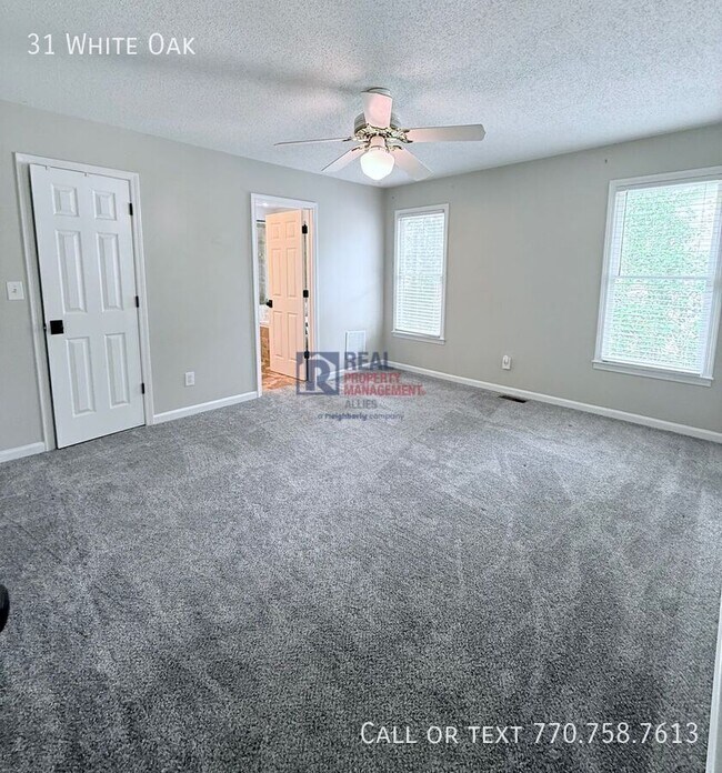 Building Photo - 31 White Oak Dr SE