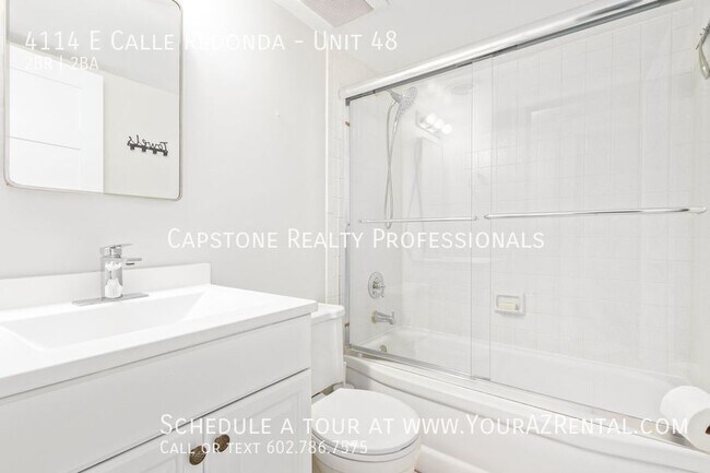 Building Photo - 4114 E Calle Redonda