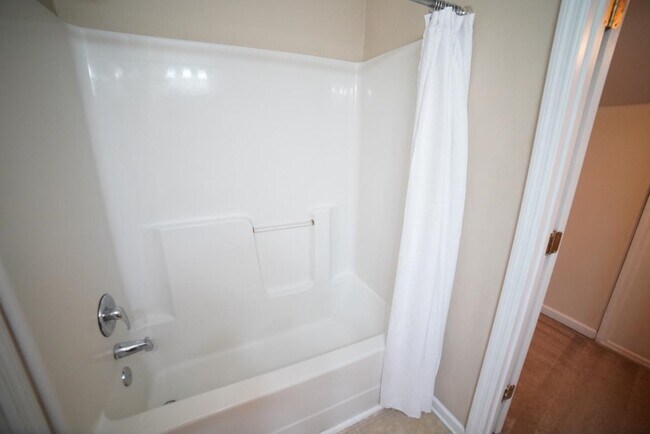 Building Photo - 1949 Nena Hills Dr