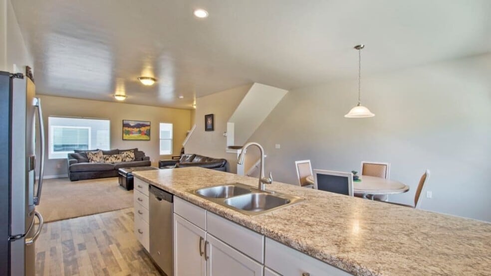 Building Photo - 14688 Rising Star Way