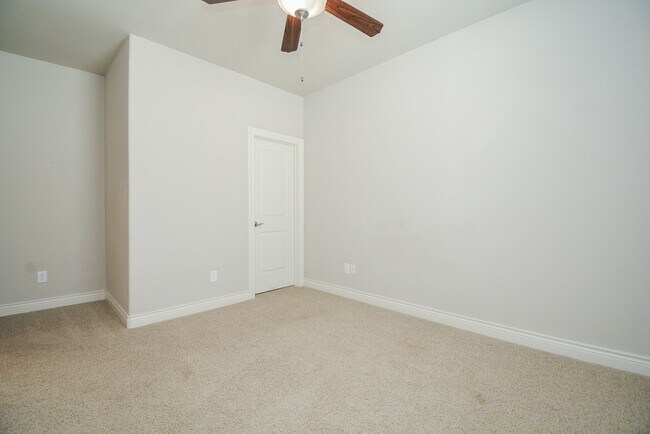 Building Photo - 1610 Parker St