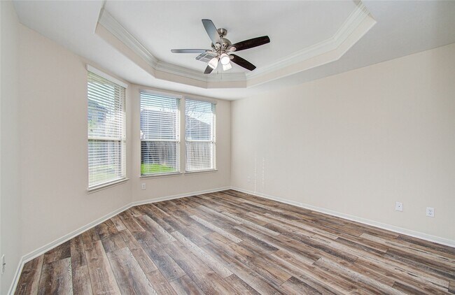 Building Photo - 226 Elana Ln