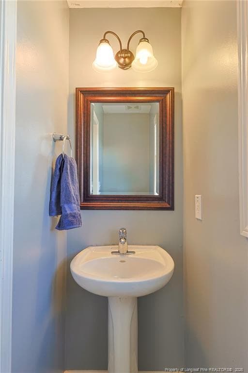 Building Photo - 5725 Azure Dr