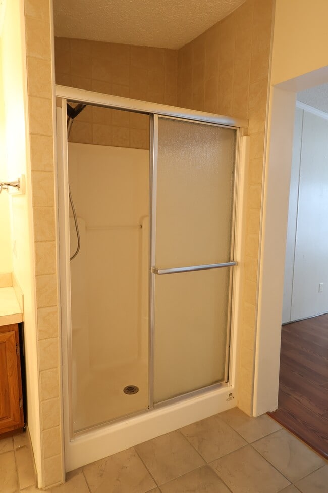 Building Photo - 922 Moss Oak Ct