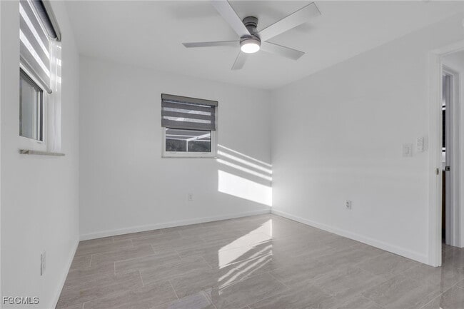 Building Photo - 1653 S Fountainhead Rd