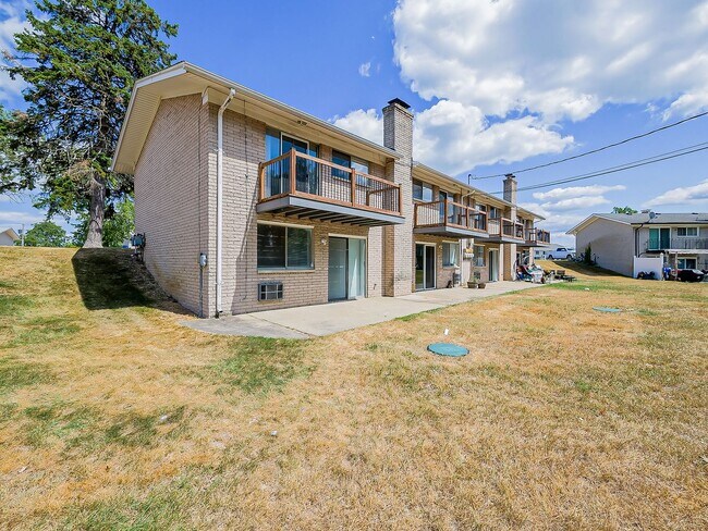 Building Photo - Charming Home in Desirable White Lake Neighborhood