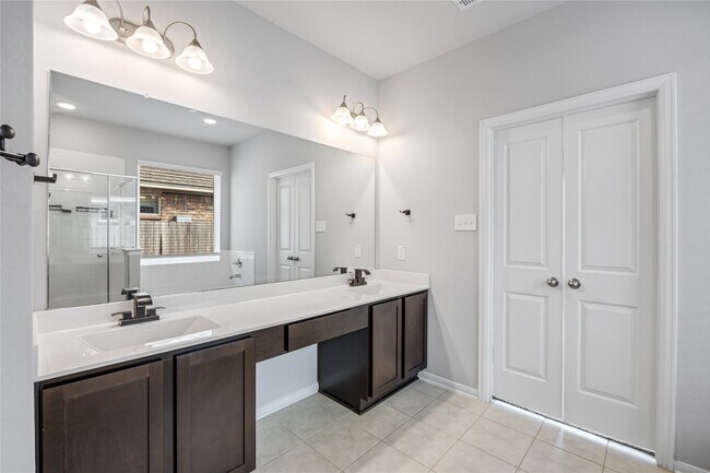 Building Photo - 24407 Arbor Landing Ln