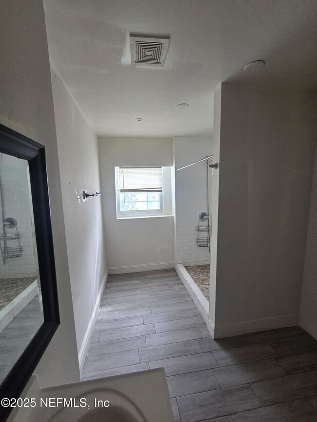 Building Photo - 2005 Morehouse Rd