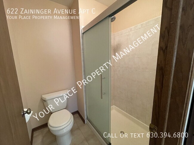 Building Photo - 622 Zaininger Ave