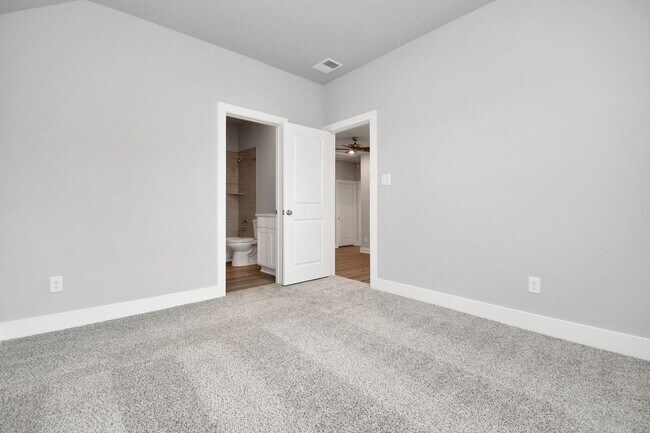 Building Photo - 21023 Treasure Gate Ln