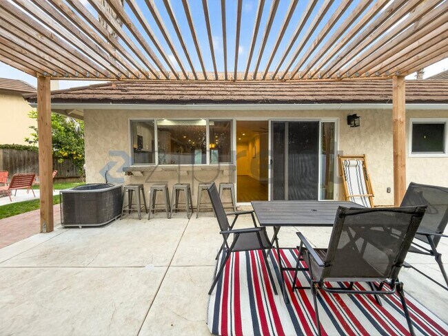 Building Photo - 8162 Havasu Cir