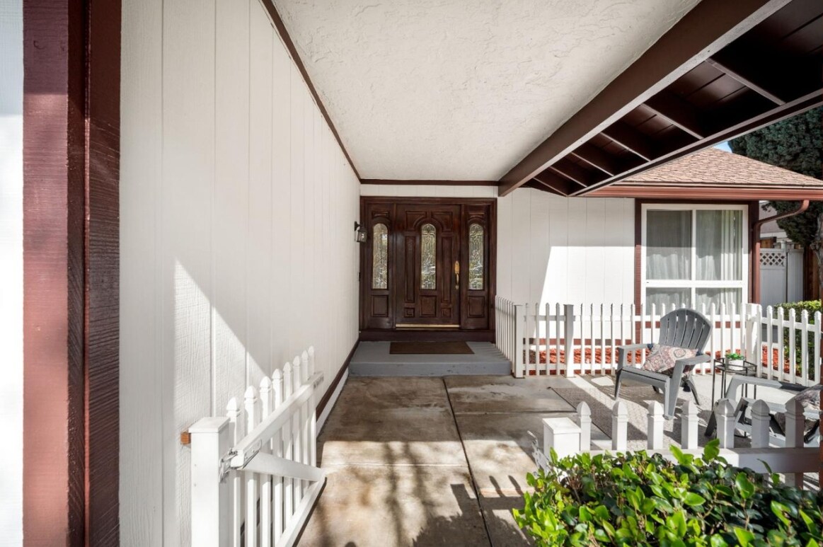 Building Photo - 6258 Camino Verde Dr