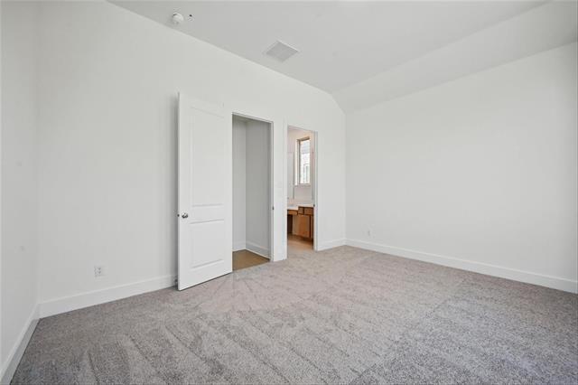 Building Photo - 5064 Westhaven Cir
