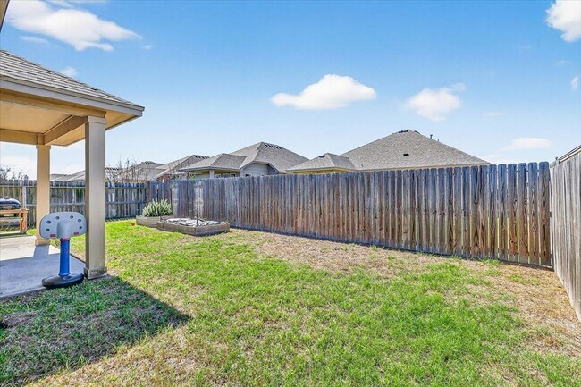 Building Photo - 7841 Fort Griffen Dr