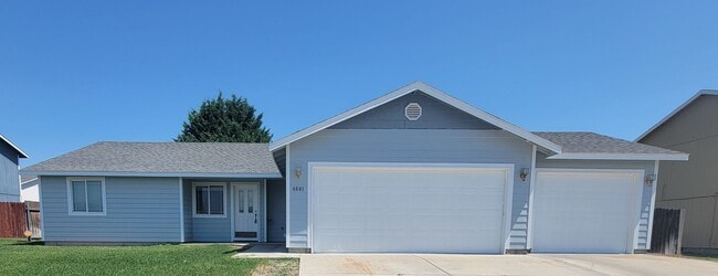 Primary Photo - 4-Bedroom Gem in Pasco – Fresh Paint, New ...