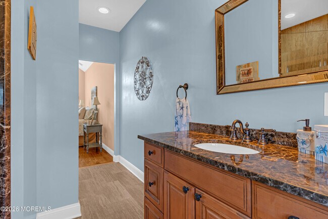 Building Photo - 11 Luppatatong Ave