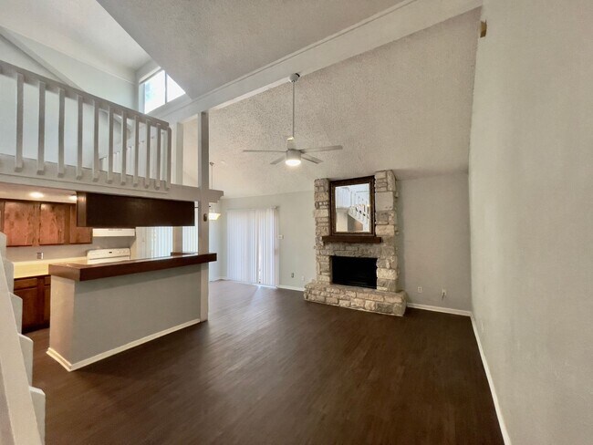 Building Photo - 1713 Cinnamon Path