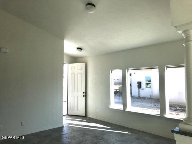 Building Photo - 809 Chillington Rd