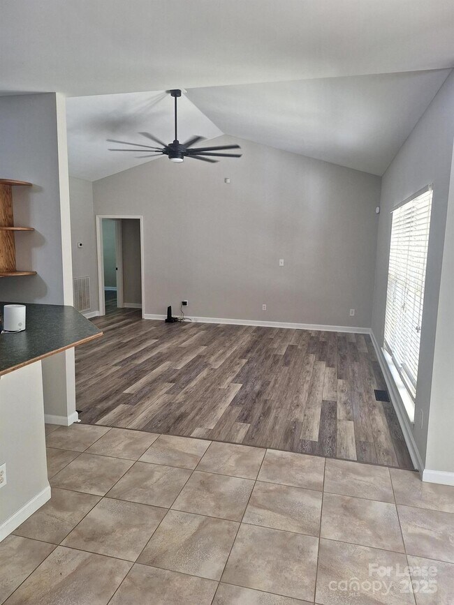 Building Photo - 2505 Green Point Ct