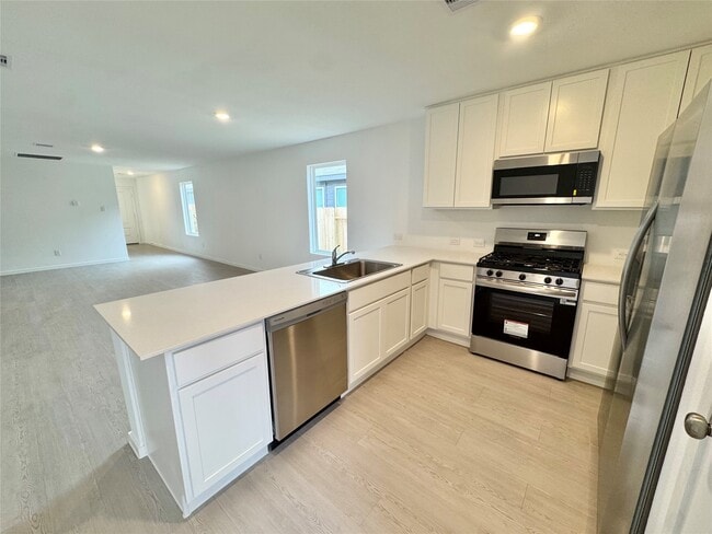 Building Photo - 14885 N Ascot Bnd Cir