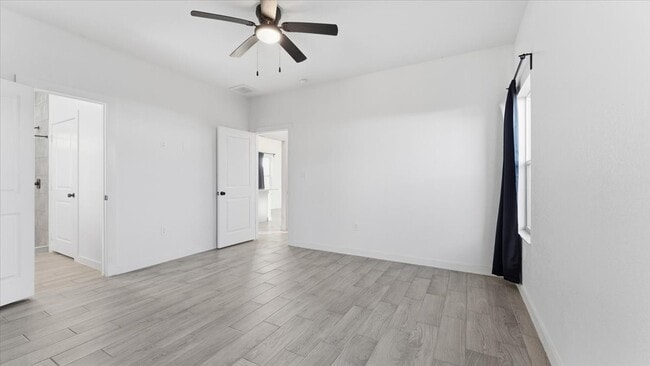 Building Photo - 1428 Rd 5607