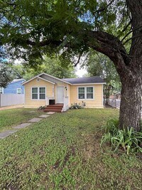 Building Photo - 4505 Avenue A