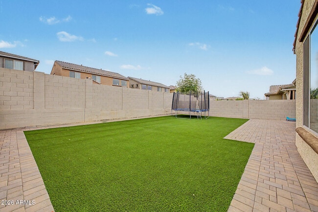 Building Photo - 5819 N 88th Ln