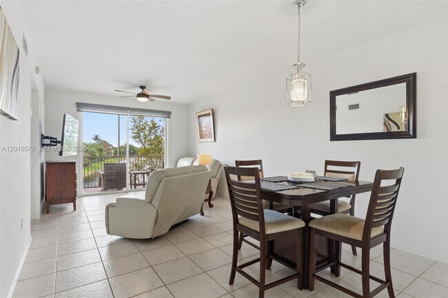 Building Photo - 7765 Yardley Dr