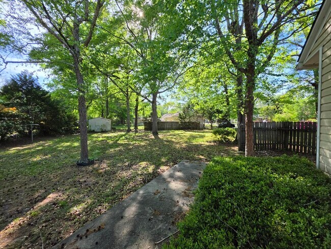 Building Photo - 232 Pinckney St