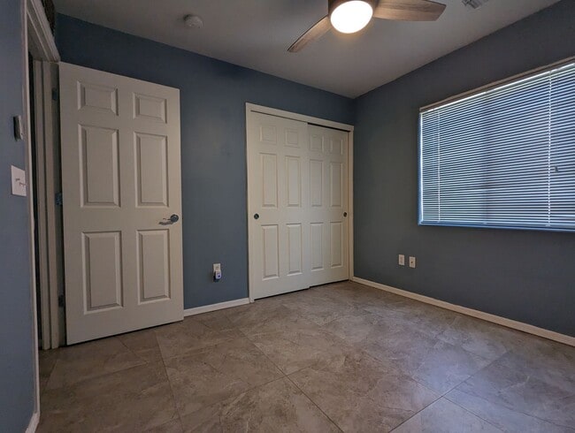 Building Photo - 3 Bedroom 2 Bath Rental in Sahuarita