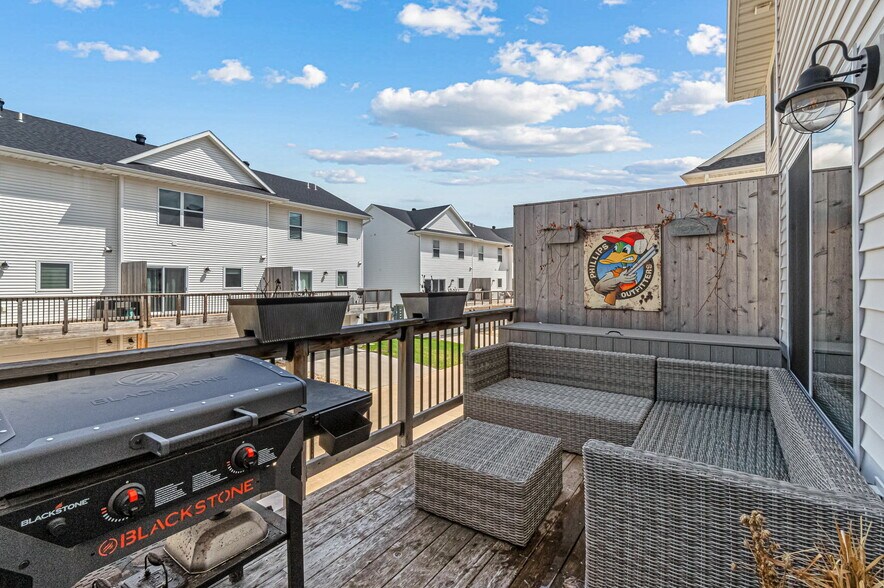 Building Photo - 1024 Dubs Dr