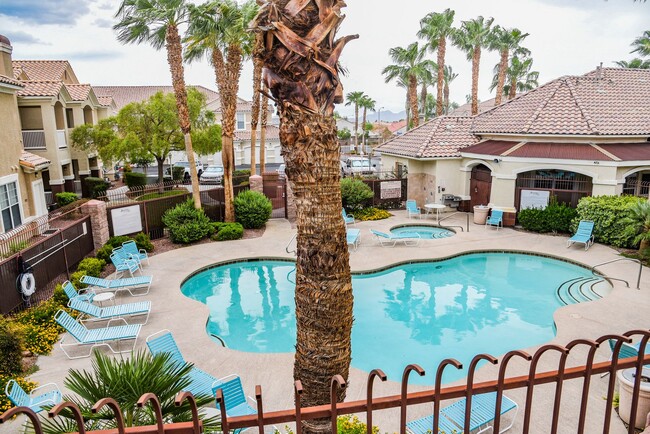 Building Photo - Beautiful 2 bedroom condo-North Las Vegas