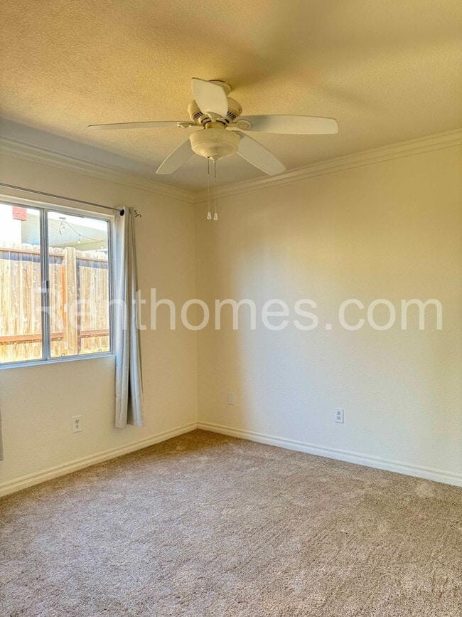 Building Photo - 1588 Rambla Puesta