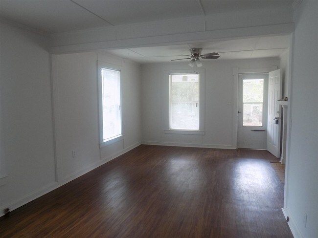 Building Photo - 1316 Stone Rd