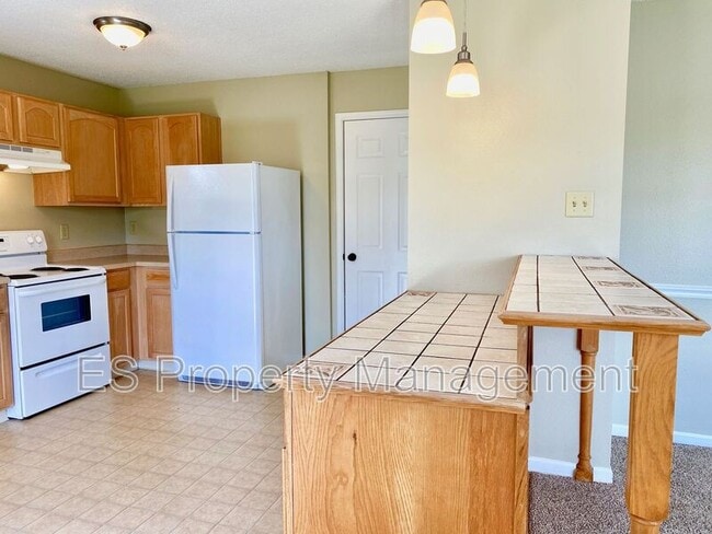 Building Photo - 1954 Angel Tear Ct